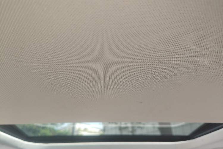 Used Ford Mondeo 2013 2.0L GTDi 200 Fashion Edition Headliner