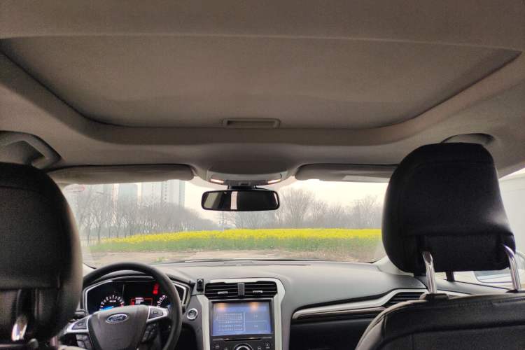 Used Ford Mondeo 2013 2.0L GTDi 200 Fashion Edition Headliner