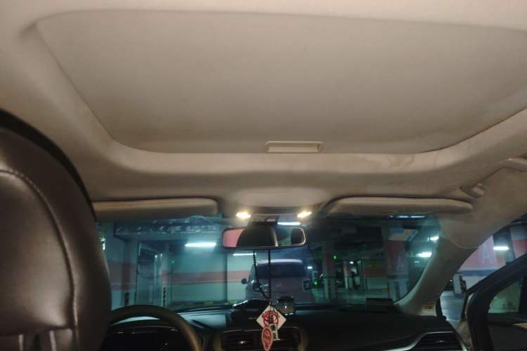 Used Ford Mondeo 2013 2.0L GTDi240 Ultimate Edition Headliner