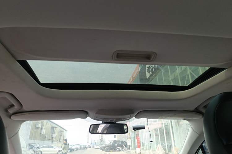 Used Ford Mondeo 2013 2.0L GTDi240 Luxury Sport Model Headliner