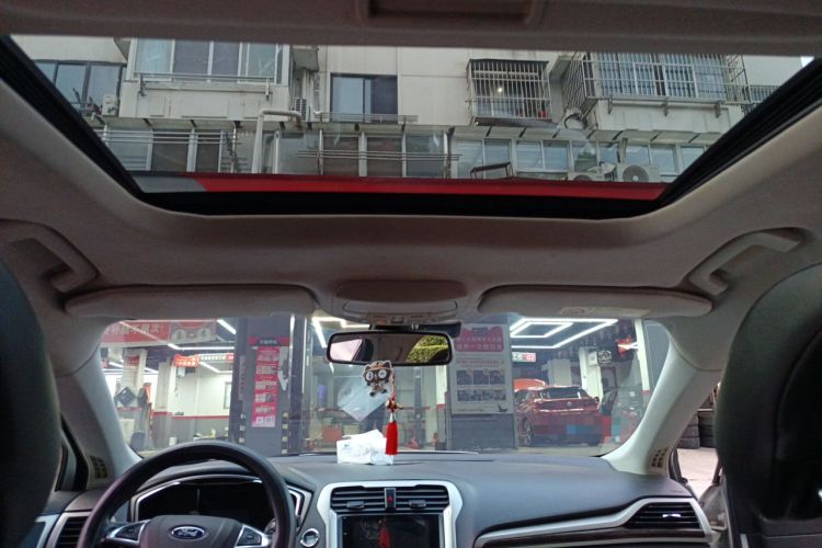 Used Ford Mondeo 2013 2.0L GTDi 200 Fashion Edition Headliner