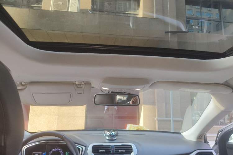 Used Ford Mondeo 2013 2.0L GTDi 200 Fashion Edition Headliner