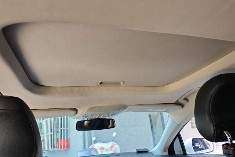 Used Ford Mondeo 2013 2.0L GTDi240 Luxury Sport Model Headliner