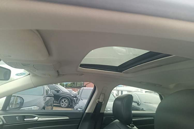 Used Ford Mondeo 2013 1.5L GTDi180 Fashion Edition Headliner