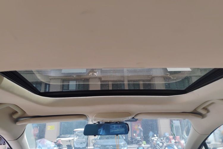 Used Ford Mondeo 2013 2.0L GTDi 200 Luxury Model Headliner