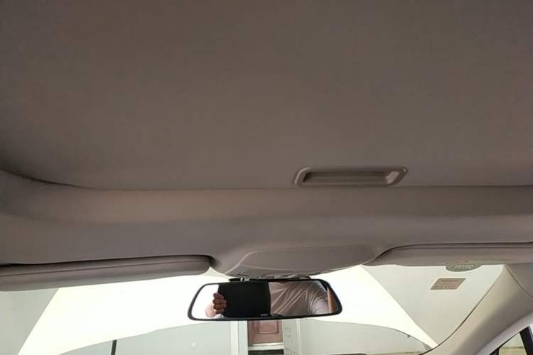 Used Ford Mondeo 2013 2.0L GTDi 200 Fashion Edition Headliner