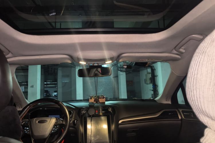 Used Ford Mondeo 2013 2.0L GTDi 200 Fashion Edition Headliner
