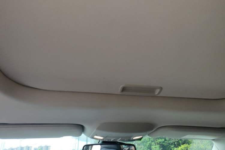 Used Ford Mondeo 2013 2.0L GTDi 200 Luxury Model Headliner
