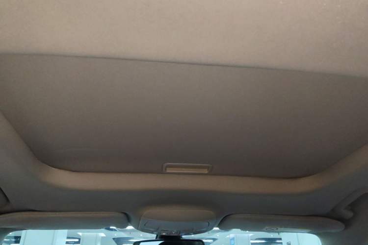 Used Ford Mondeo 2013 2.0L GTDi 200 Fashion Edition Headliner