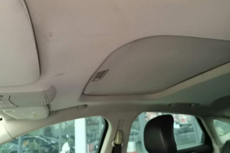 Used Ford Mondeo 2013 2.0L GTDi 200 Fashion Edition Headliner