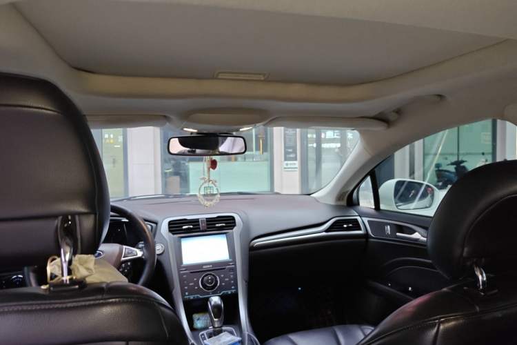 Used Ford Mondeo 2013 2.0L GTDi240 Flagship Edition Headliner
