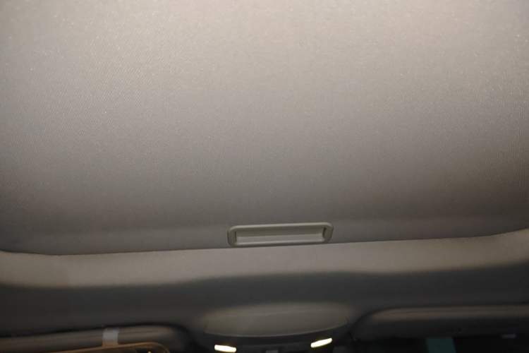 Used Ford Mondeo 2013 2.0L GTDi 200 Luxury Model Headliner