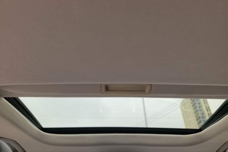 Used Ford Mondeo 2013 2.0L GTDi 200 Fashion Edition Headliner