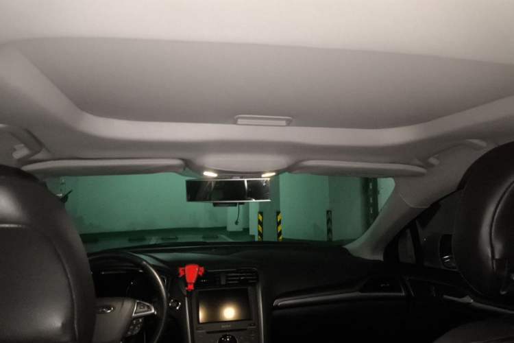 Used Ford Mondeo 2013 2.0L GTDi240 Luxury Sport Model Headliner
