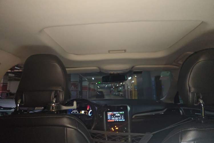 Used Ford Mondeo 2013 2.0L GTDi 200 Fashion Edition Headliner