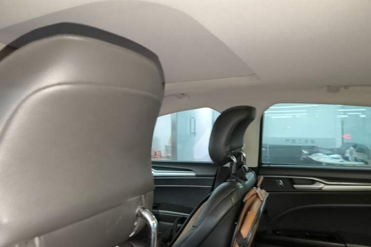 Used Ford Mondeo 2013 1.5L GTDi180 Fashion Edition Headliner