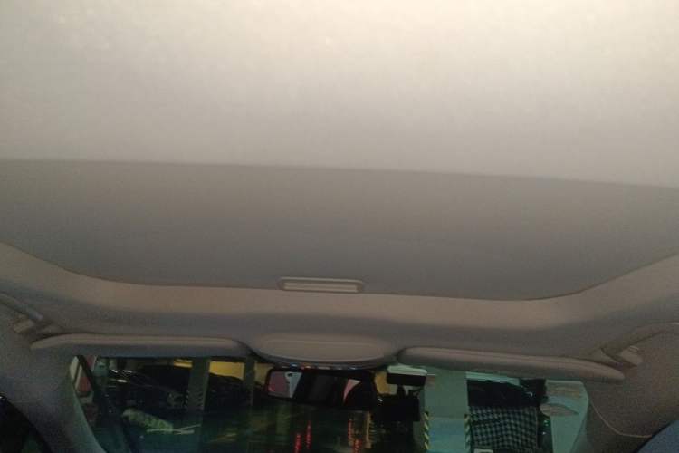 Used Ford Mondeo 2013 2.0L GTDi 200 Luxury Model Headliner