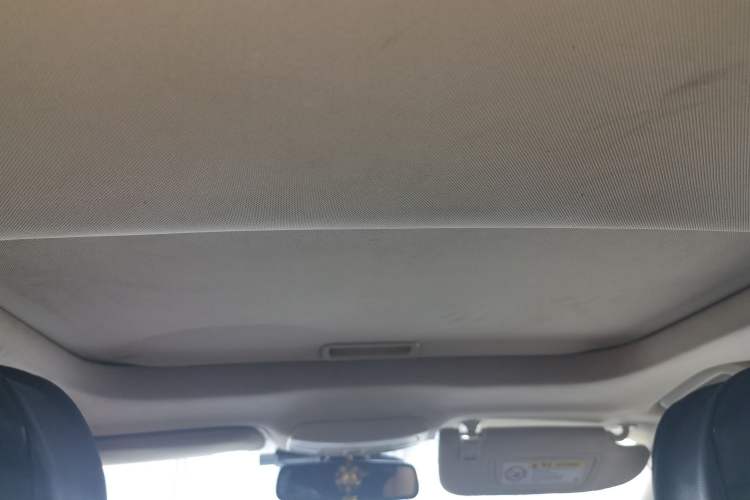 Used Ford Mondeo 2013 2.0L GTDi 200 Fashion Edition Headliner