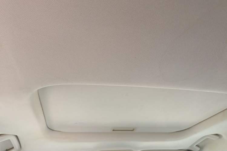 Used Ford Mondeo 2013 2.0L GTDi 200 Luxury Model Headliner