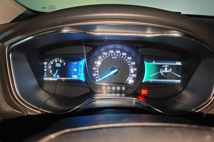 Used Ford Mondeo 2013 2.0L GTDi 200 Luxury Model Instrument Cluster