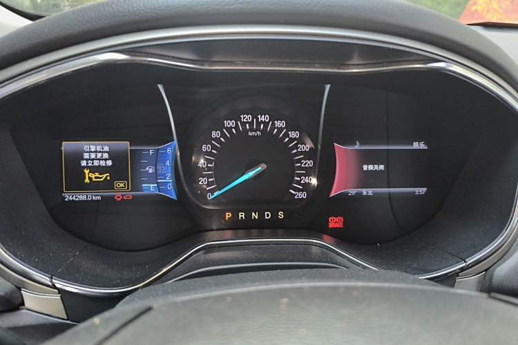 Used Ford Mondeo 2013 2.0L GTDi 200 Luxury Model Instrument Cluster