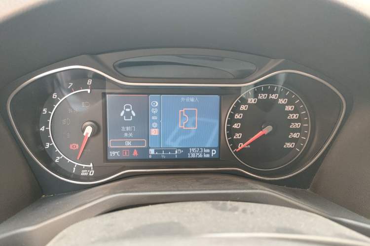 Used Ford Mondeo 2013 2.3L Luxury Model Instrument Cluster