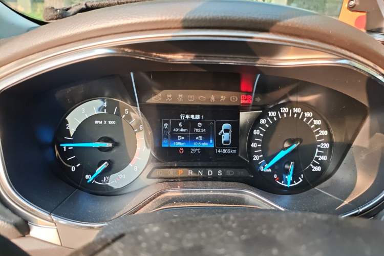 Used Ford Mondeo 2013 2.0L GTDi 200 Fashion Edition Instrument Cluster