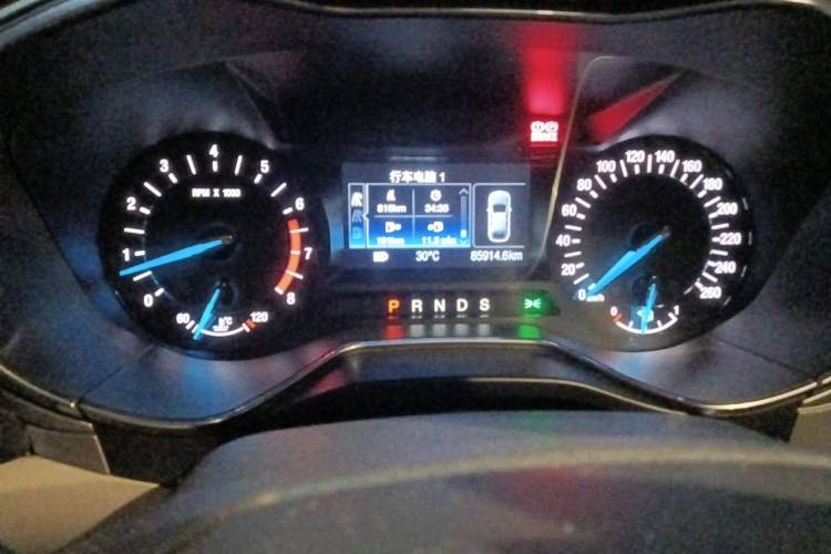 Used Ford Mondeo 2013 2.0L GTDi 200 Fashion Edition Instrument Cluster