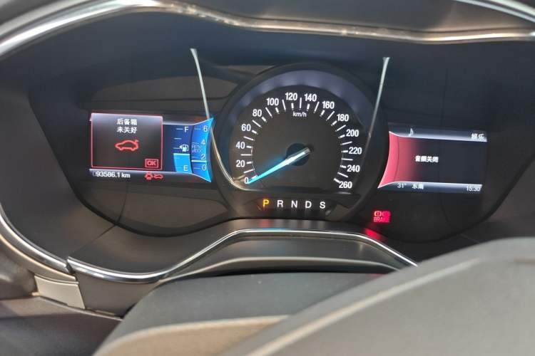 Used Ford Mondeo 2013 2.0L GTDi 200 Luxury Model Instrument Cluster