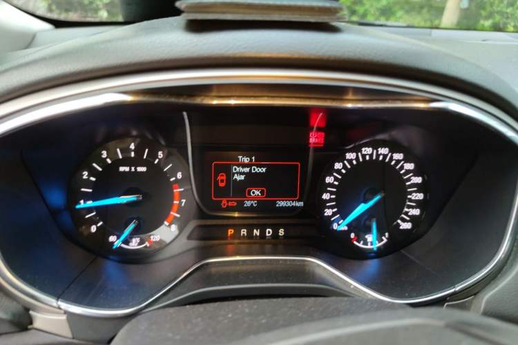 Used Ford Mondeo 2013 2.0L GTDi 200 Fashion Edition Instrument Cluster