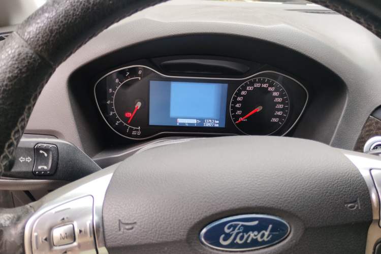 Used Ford Mondeo 2013 2.3L Luxury Model Instrument Cluster