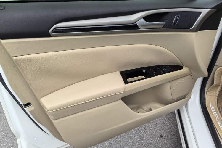 Used Ford Mondeo 2013 1.5L GTDi180 Fashion Edition Interior 1