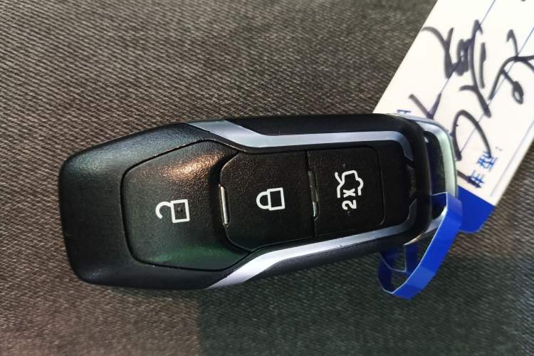 Used Ford Mondeo 2013 2.0L GTDi 200 Luxury Model Interior 1