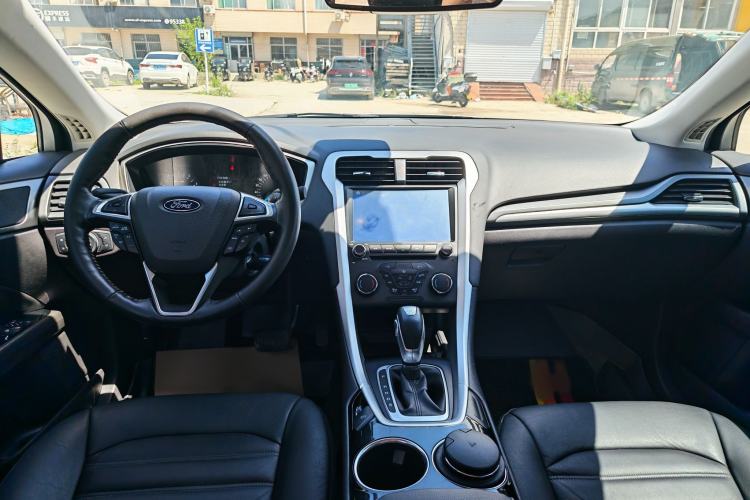 Used Ford Mondeo 2013 1.5L GTDi180 Fashion Edition Interior 1