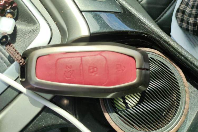 Used Ford Mondeo 2013 2.0L GTDi 200 Luxury Model Interior 1