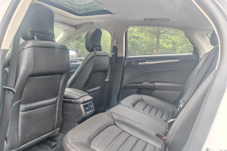Used Ford Mondeo 2013 1.5L GTDi180 Fashion Edition Interior 2