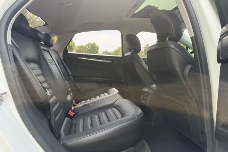 Used Ford Mondeo 2013 1.5L GTDi180 Fashion Edition Interior 2
