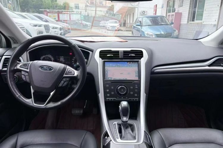 Used Ford Mondeo 2013 1.5L GTDi180 Fashion Edition Interior 3