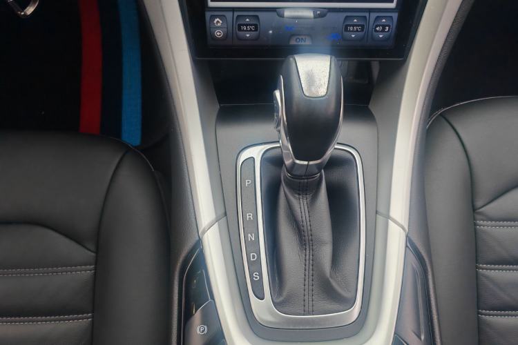 Used Ford Mondeo 2013 1.5L GTDi180 Fashion Edition Interior 3