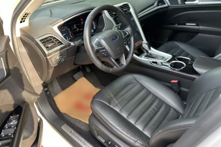 Used Ford Mondeo 2013 1.5L GTDi180 Fashion Edition Interior 3
