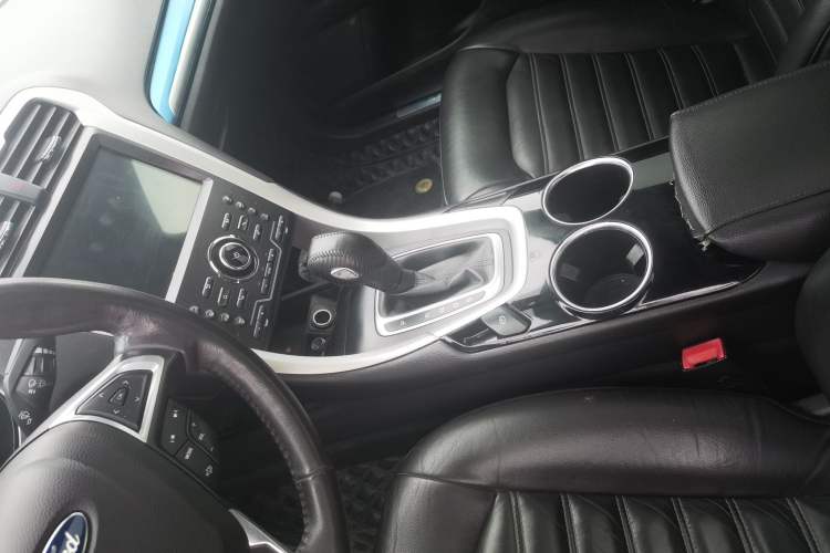 Used Ford Mondeo 2013 1.5L GTDi180 Fashion Edition Interior 3