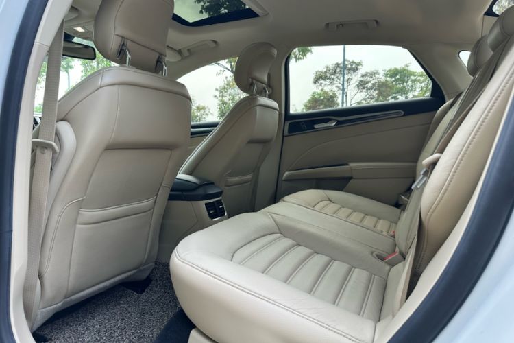 Used Ford Mondeo 2013 1.5L GTDi180 Fashion Edition Interior 3