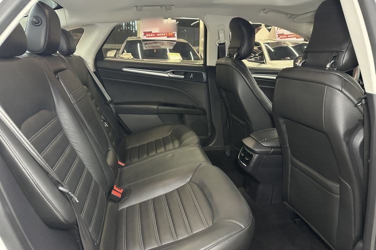 Used Ford Mondeo 2013 1.5L GTDi180 Fashion Edition Interior 4