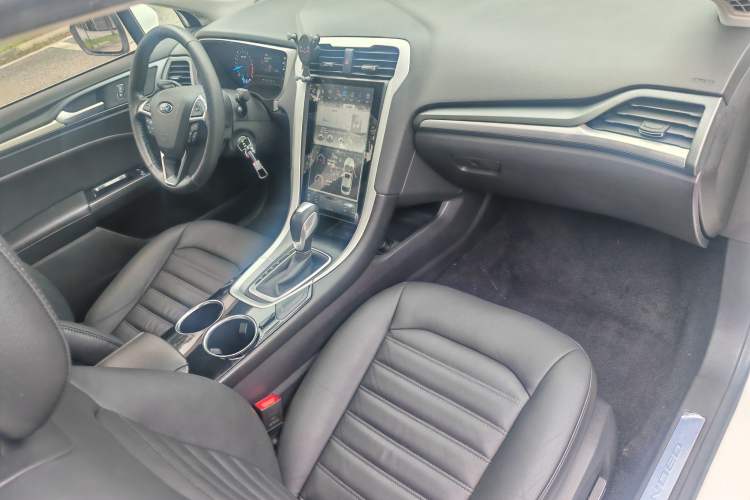 Used Ford Mondeo 2013 1.5L GTDi180 Fashion Edition Interior 4