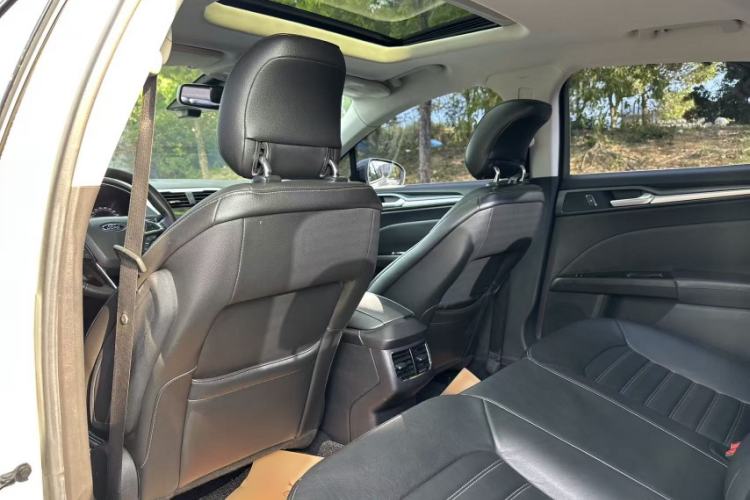 Used Ford Mondeo 2013 1.5L GTDi180 Fashion Edition Interior 4