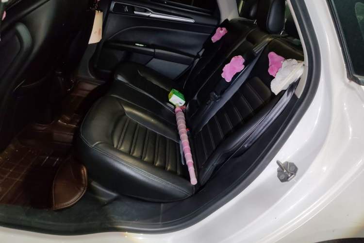 Used Ford Mondeo 2013 1.5L GTDi180 Fashion Edition Interior 4