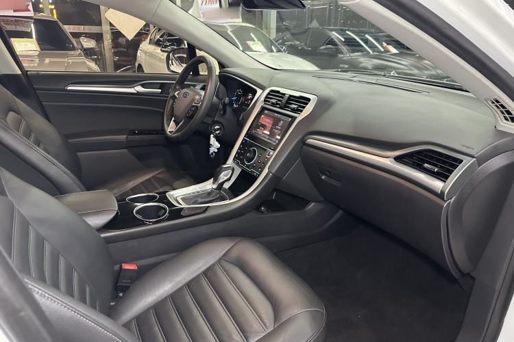 Used Ford Mondeo 2013 1.5L GTDi180 Fashion Edition Interior 5