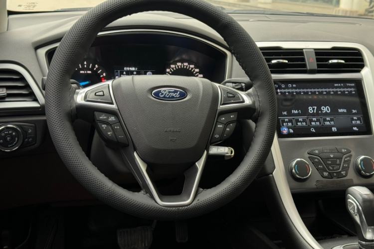 Used Ford Mondeo 2013 1.5L GTDi180 Fashion Edition Interior 5