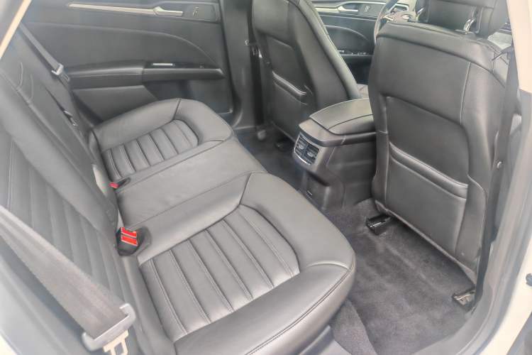 Used Ford Mondeo 2013 1.5L GTDi180 Fashion Edition Interior 5