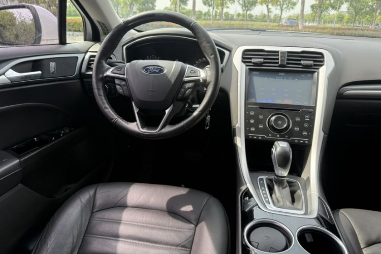 Used Ford Mondeo 2013 1.5L GTDi180 Fashion Edition Interior 7